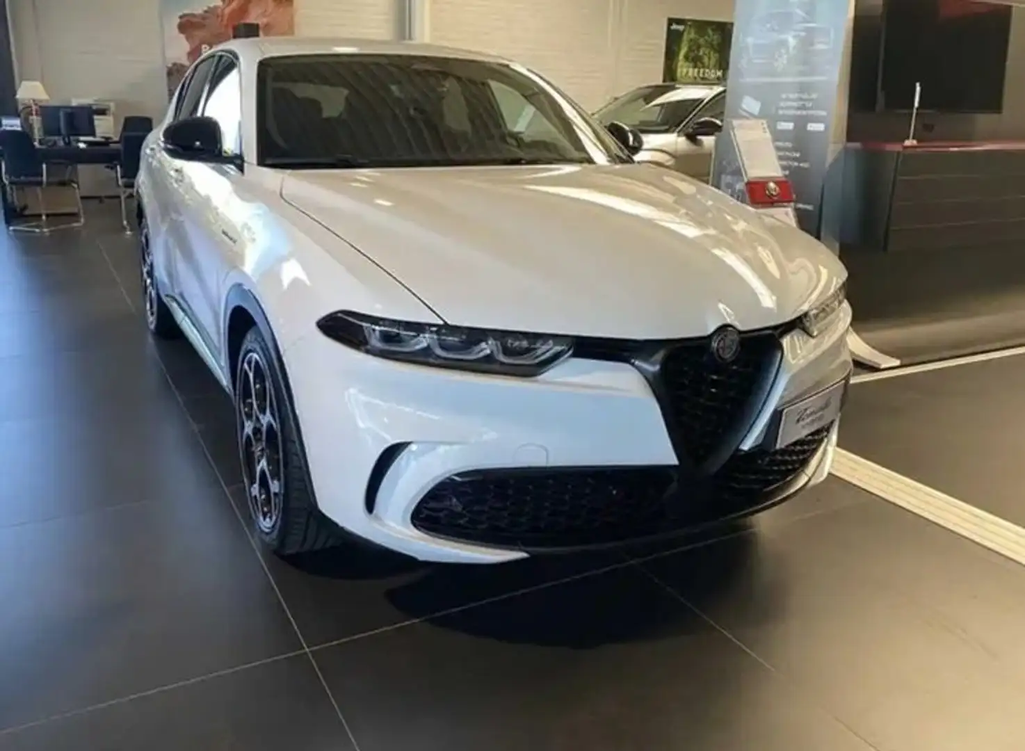 Alfa Romeo Tonale 1.5 hybrid Veloce 160cv tct7 READY TO GPL Bianco - 1