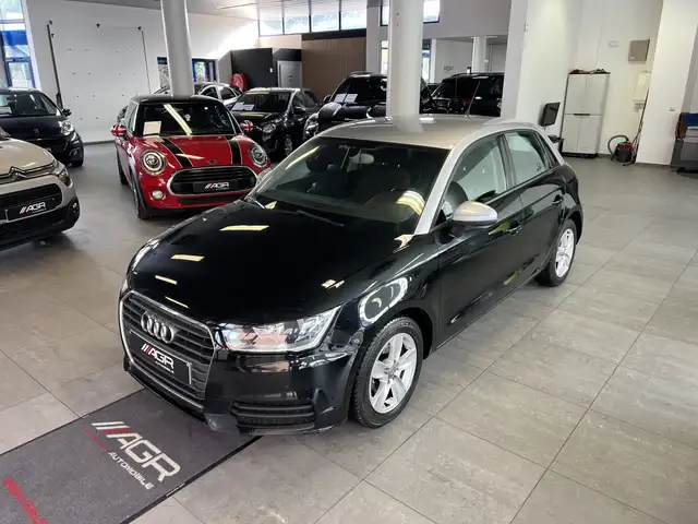 Audi A1 A1 Sportback 1.0 TFSI S tronic
