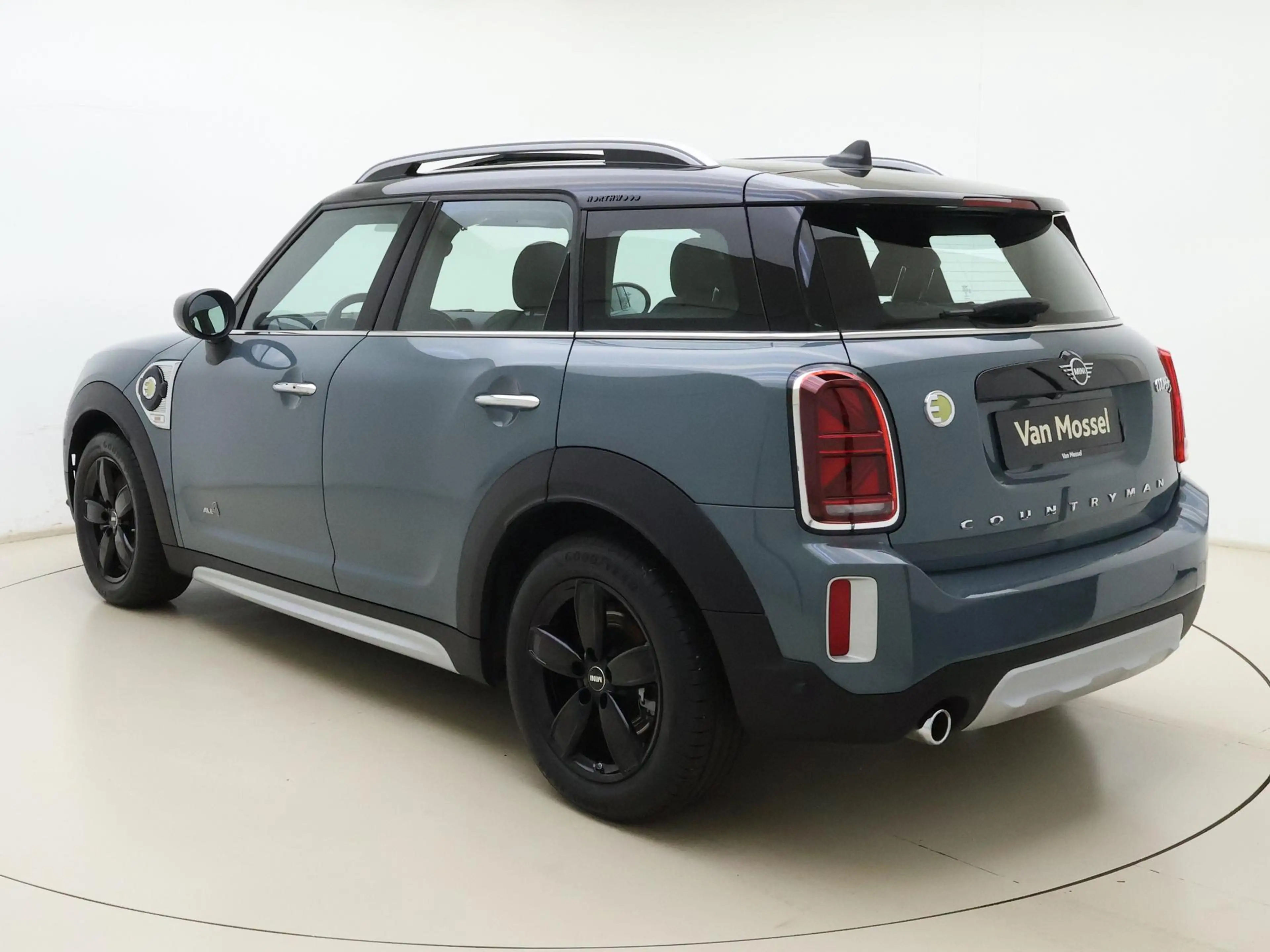 MINI Cooper SE Countryman 1.5 ALL4 Pepper — photo 7