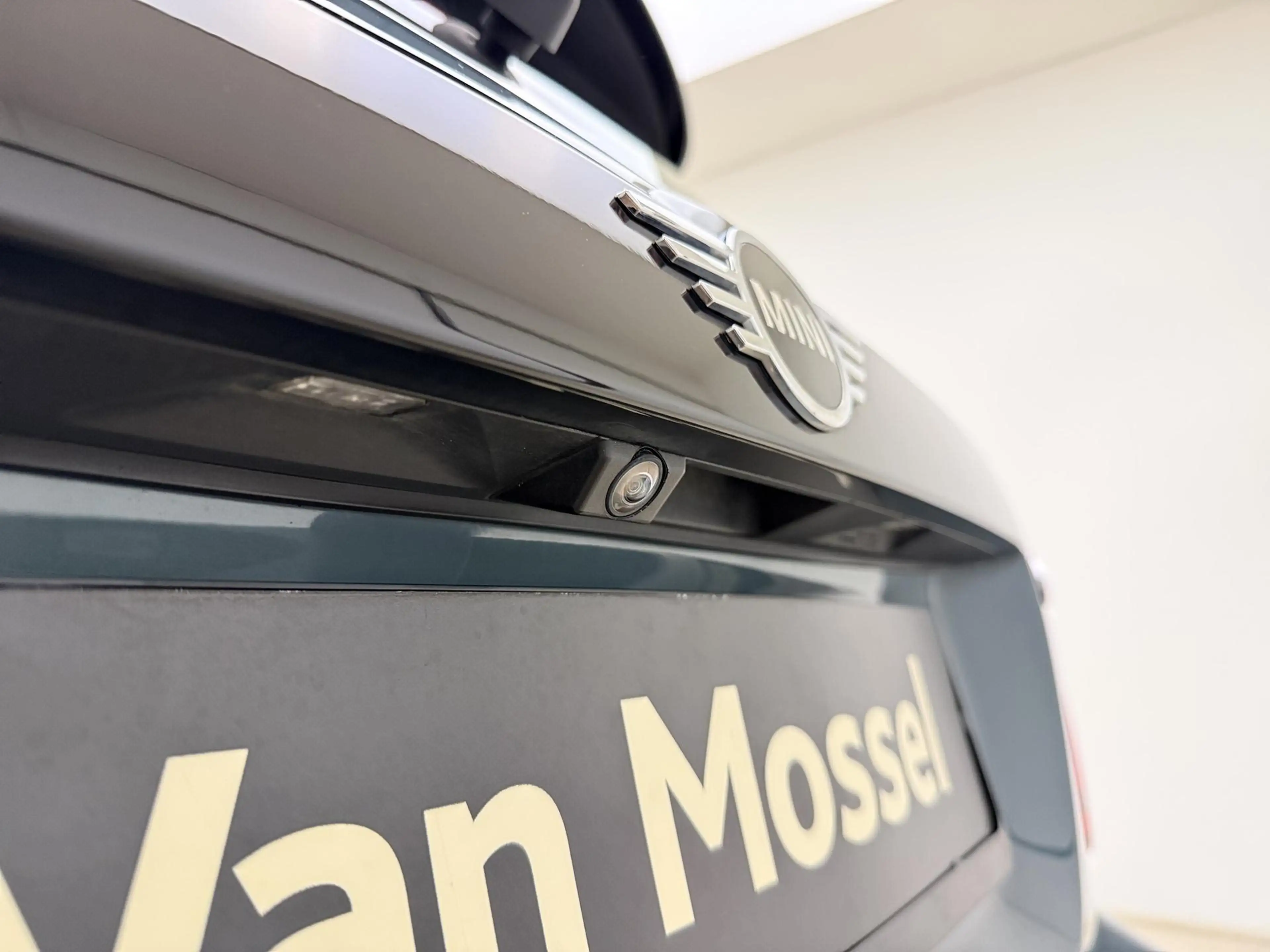 MINI Cooper SE Countryman 1.5 ALL4 Pepper — photo 4