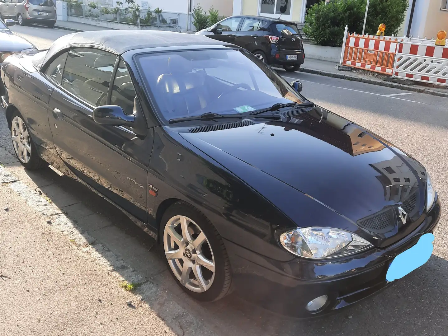 Renault Megane Megane Cabrio 1.6 16V - Joungtimer   TüV Neu Синій - 2