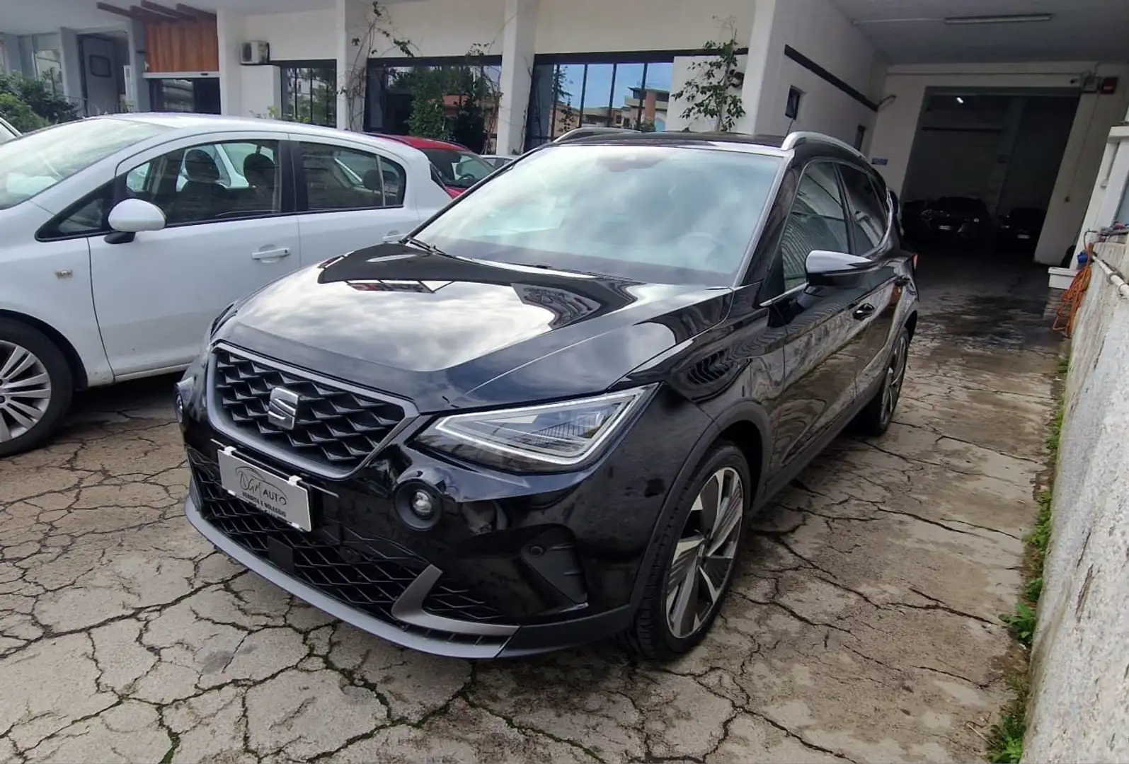 SEAT Arona Arona 2022 1.0 tgi FR 90cv Nero - 2