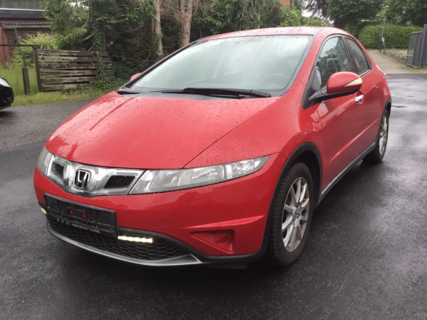 Honda Civic Lim. 5-trg. 1.4 Comfort Rojo - 2