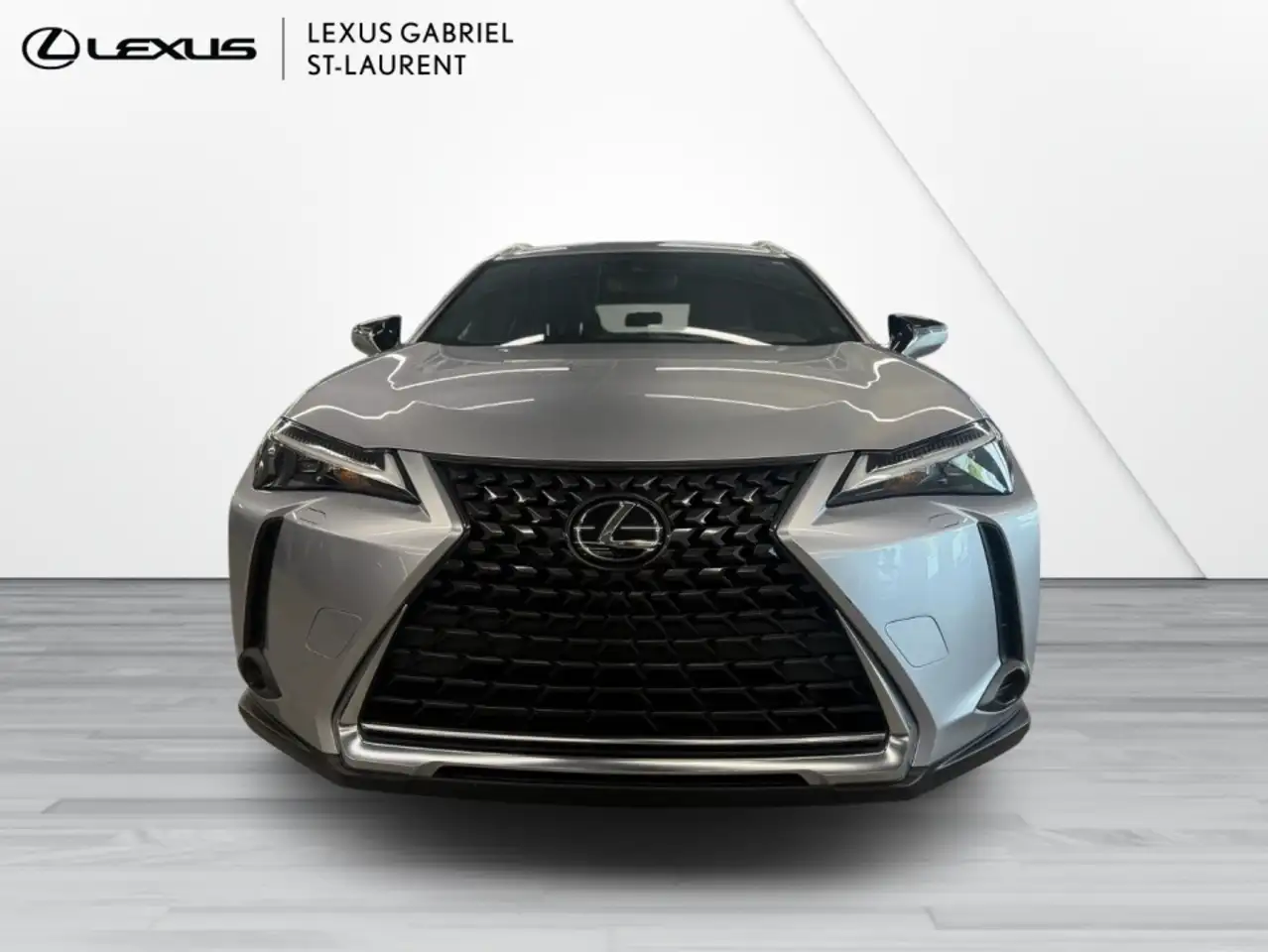 Lexus UX снимка Lexus UX