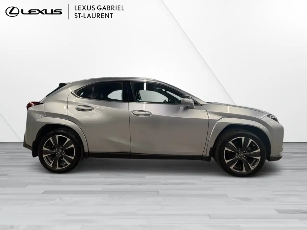 Lexus UX снимка Lexus UX