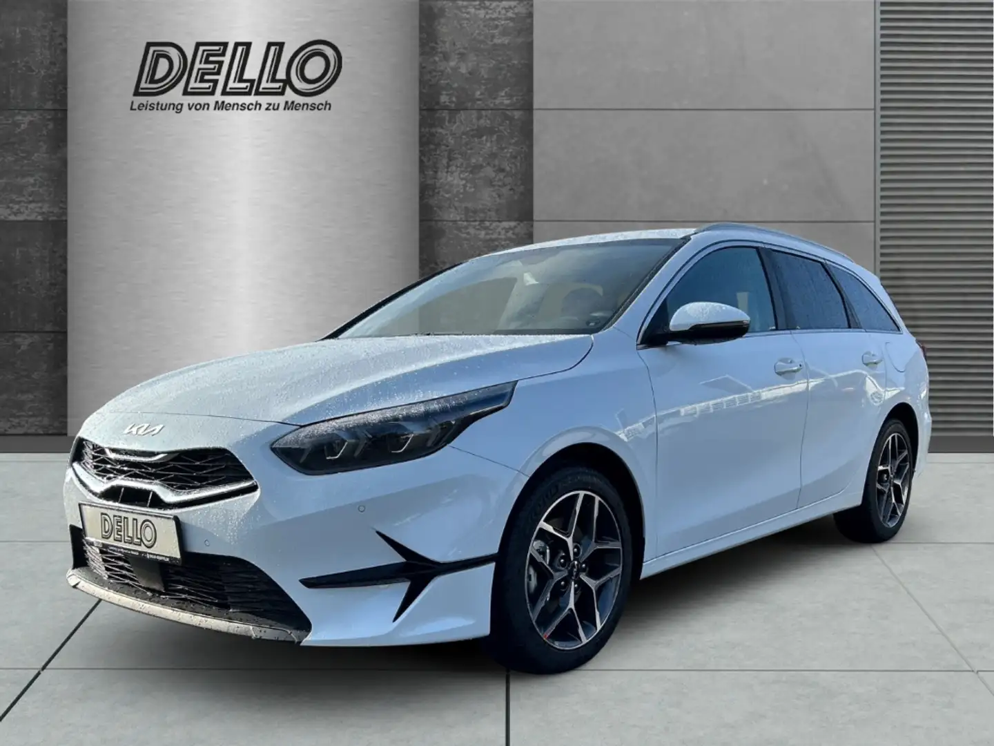 Kia Ceed SW / cee'd SW 1.5T DCT 48V Ultimate Edition Style-Paket Navi And Weiß - 1