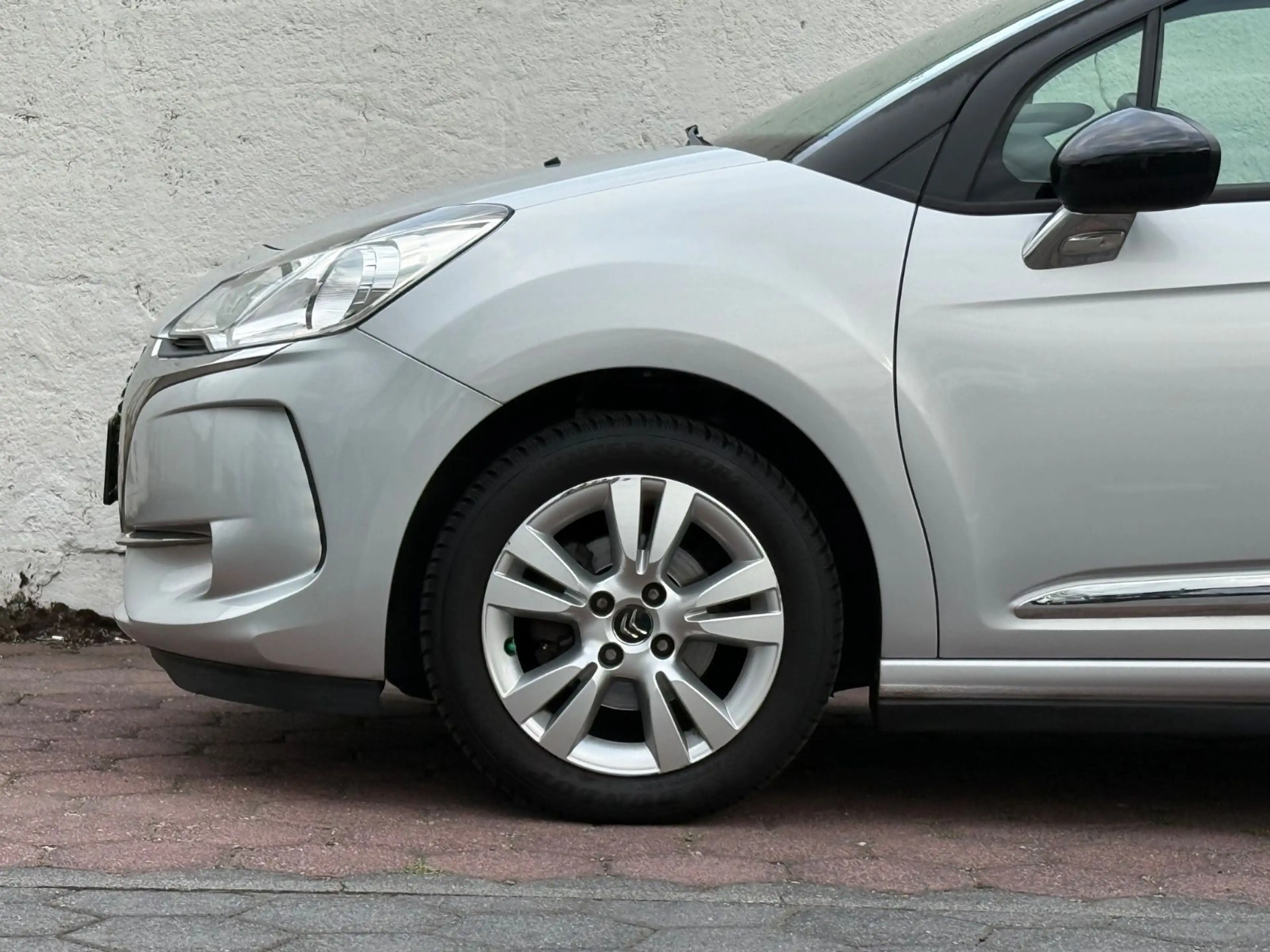 DS Automobiles DS 3 DS 3 So Chic S-Heiz,Einpark-h,Tempomat,Bluetooth — photo 9