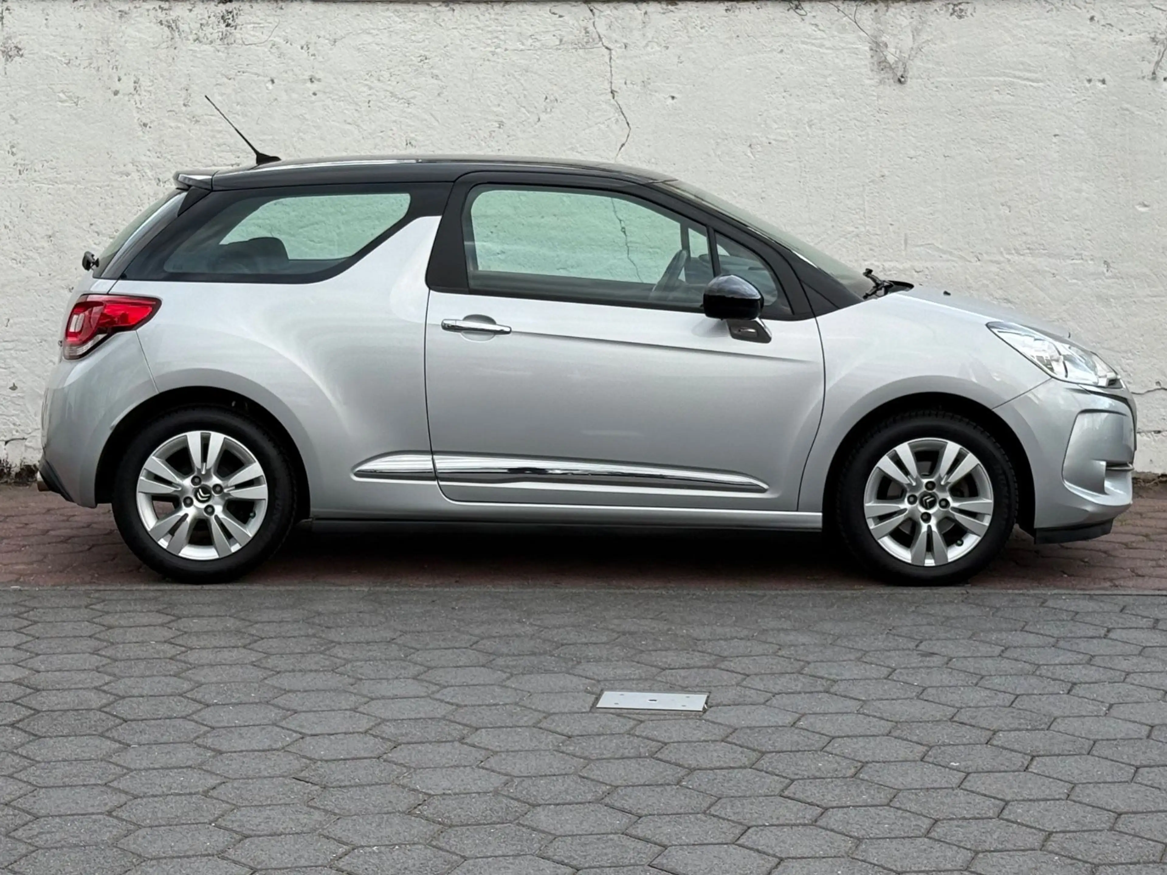 DS Automobiles DS 3 DS 3 So Chic S-Heiz,Einpark-h,Tempomat,Bluetooth — photo 5