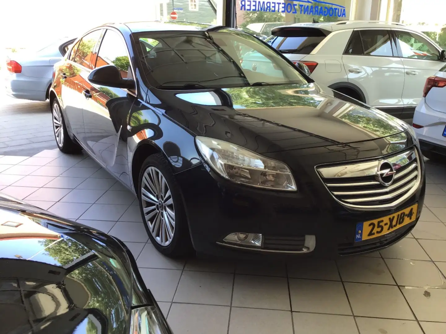 Opel Insignia 1.4 T EcoF. Bns Ed Noir - 2