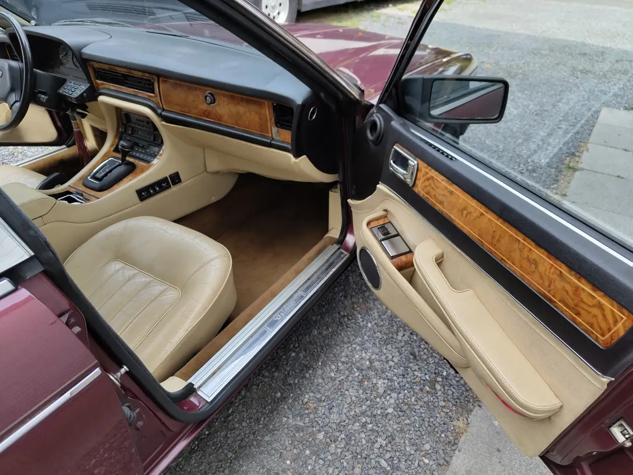 Jaguar XJ40 Daimler 36, foto 11