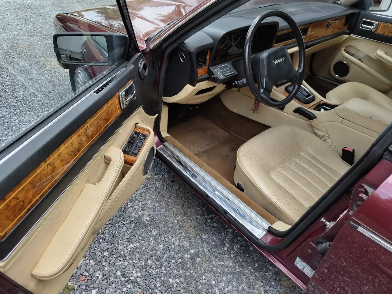 Jaguar XJ40 Daimler 36, foto 8