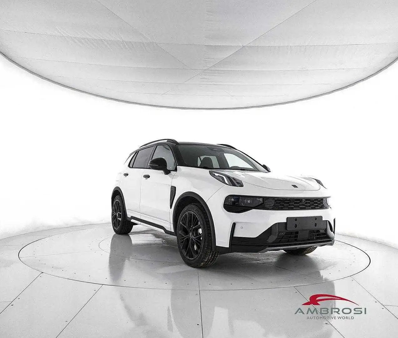 Lynk & Co 01 PHEV CORE Weiß - 2