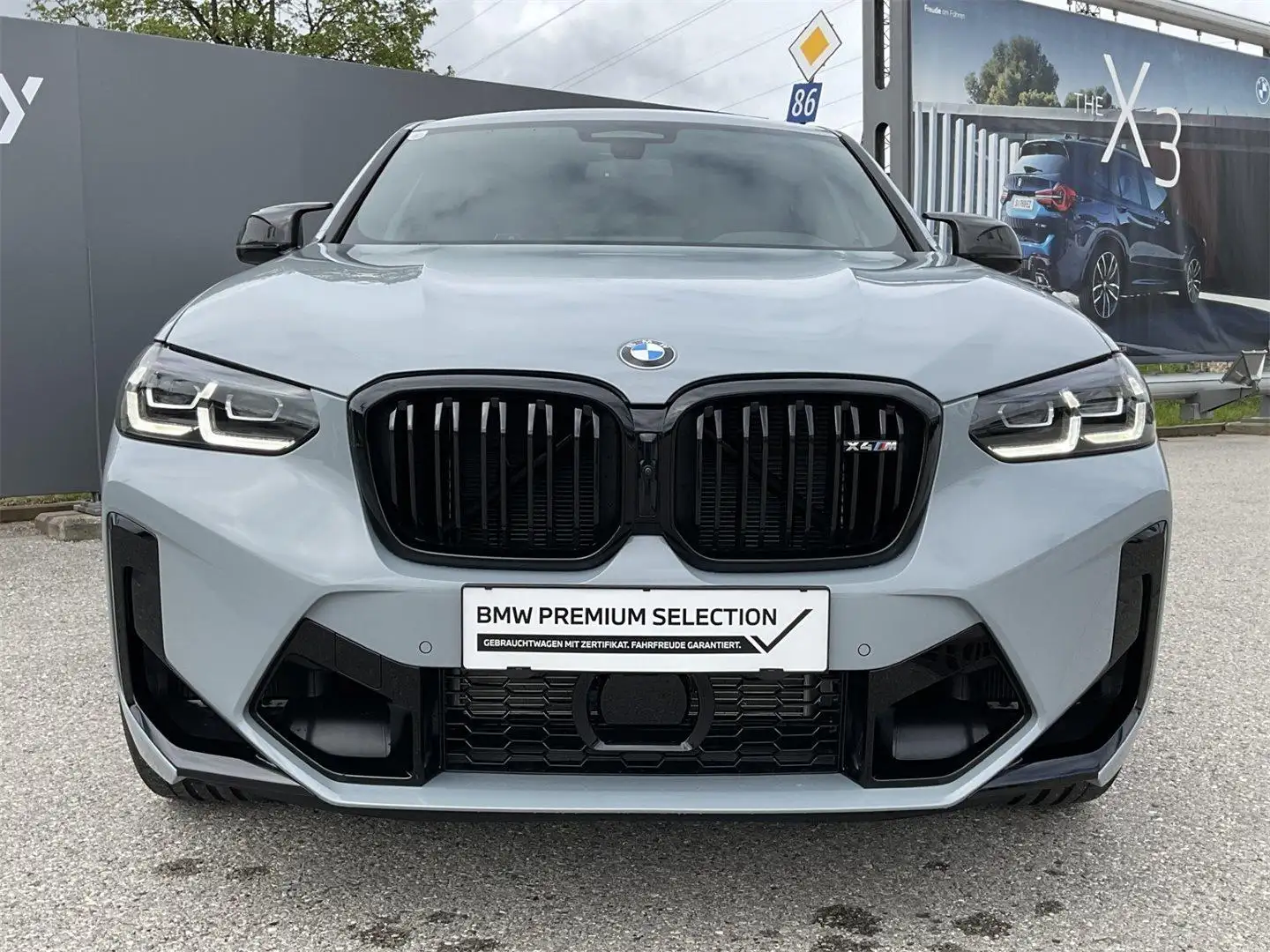 BMW X4 M Competition Grijs - 2