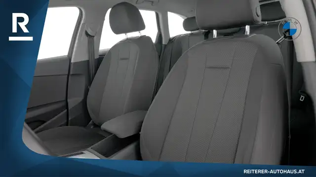 Audi A4 view 26