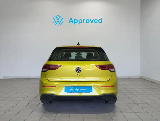 Volkswagen Golf view 9