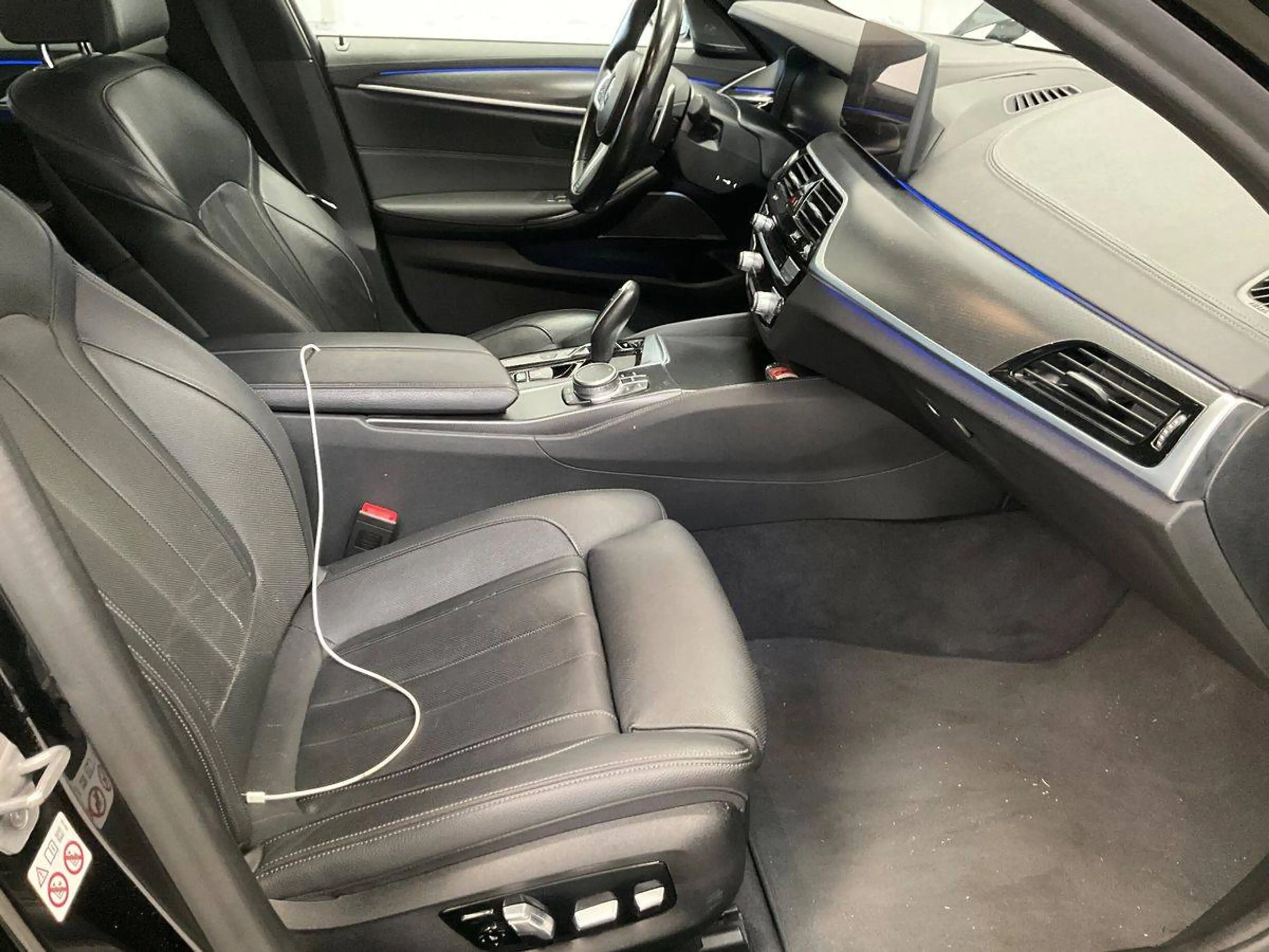 BMW 540 d xDrive M Sport *TOP Ausstattung* — photo 3