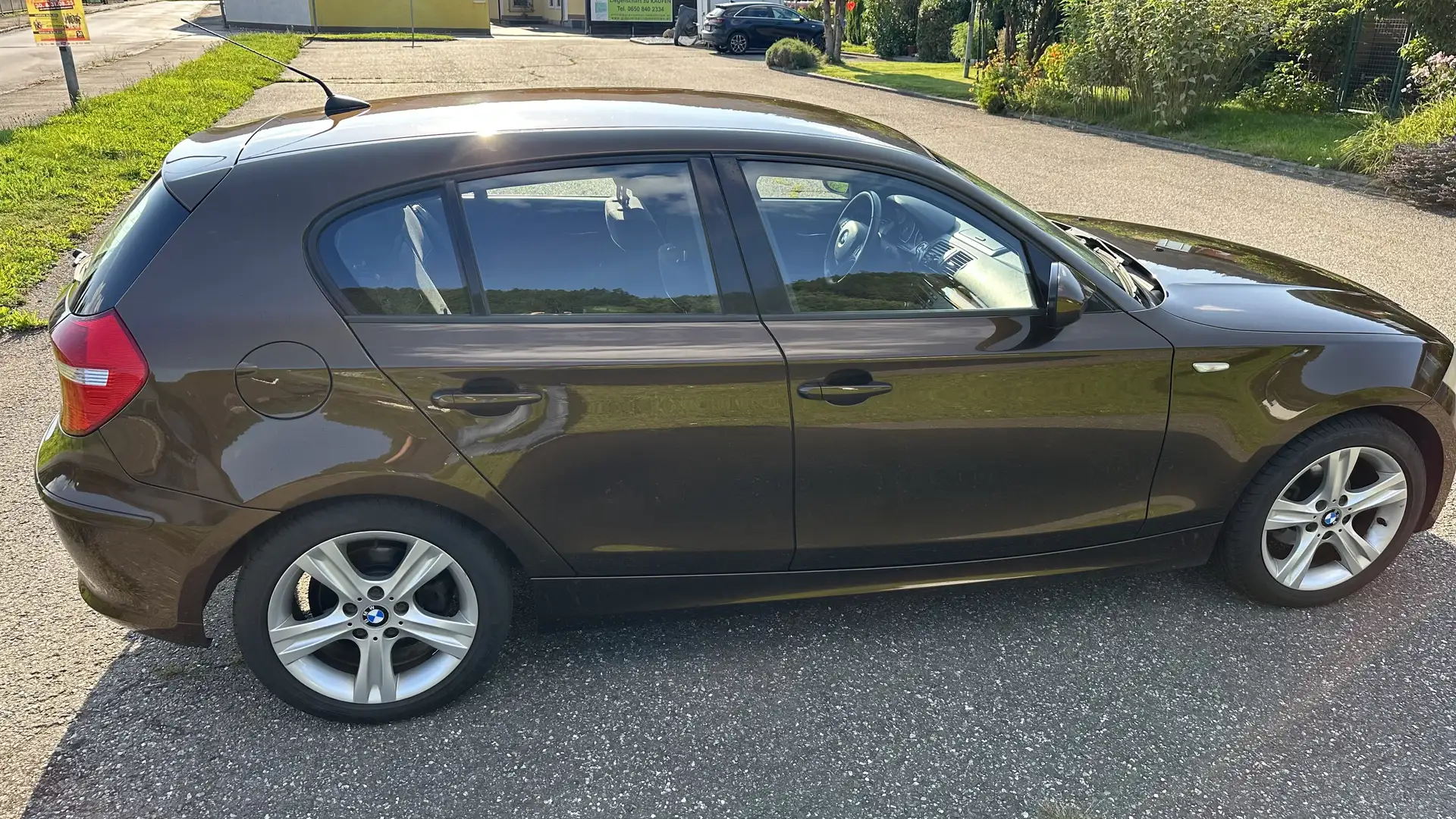 BMW 116 116d Österreich-Paket Österreich-Paket Braun - 2