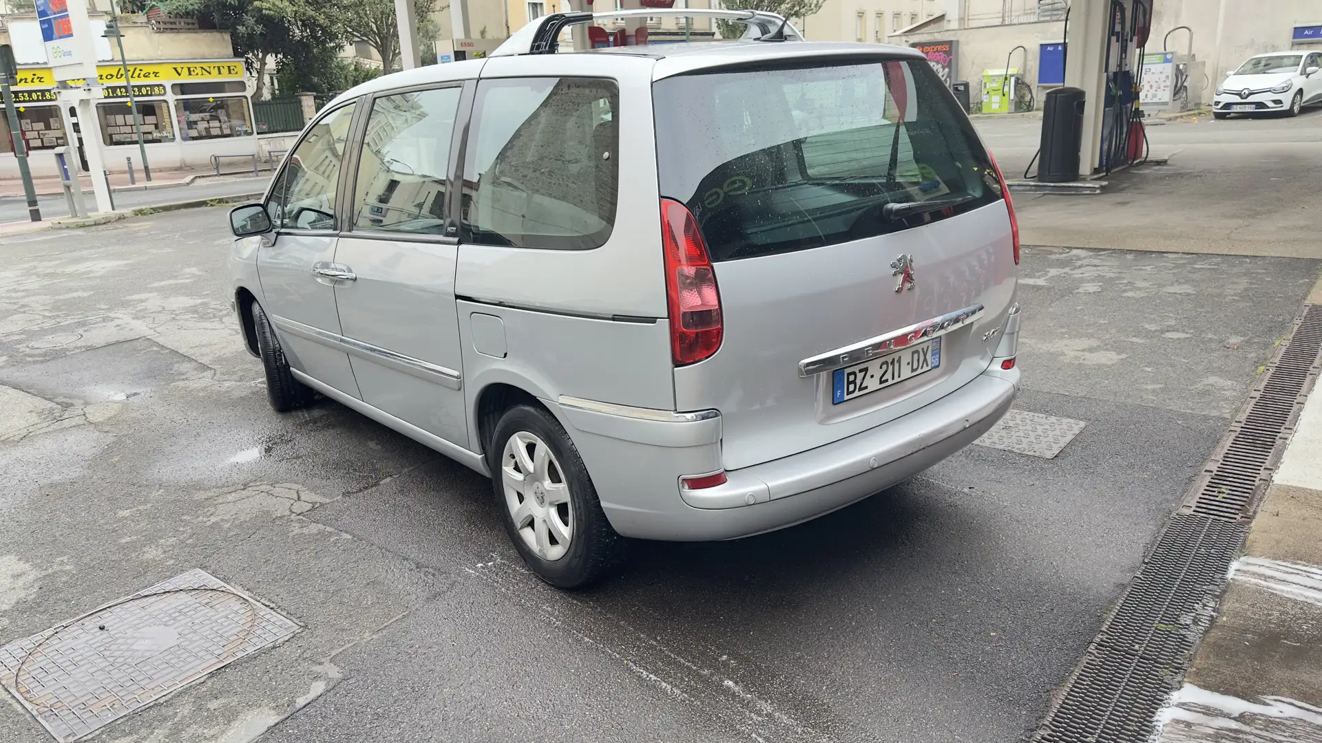 Peugeot 806 2..2 170 ch - 2