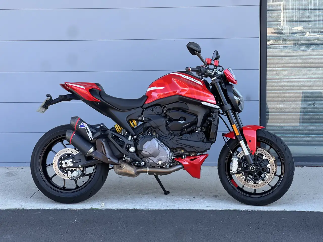 Ducati Monster 937