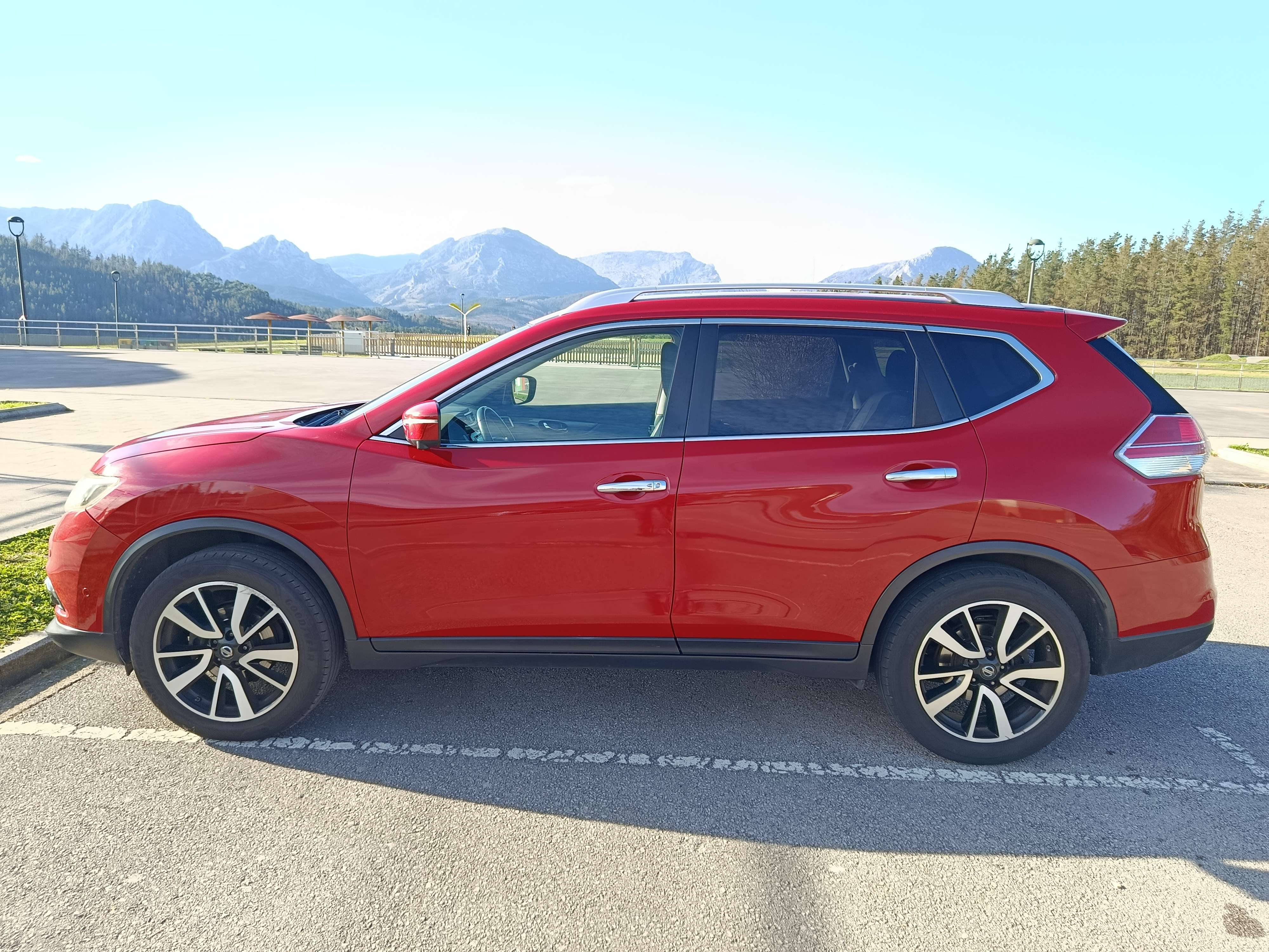 Nissan X-Trail X-Trail 1.6 dCi Tekna 4x2 Tekna - foto 1