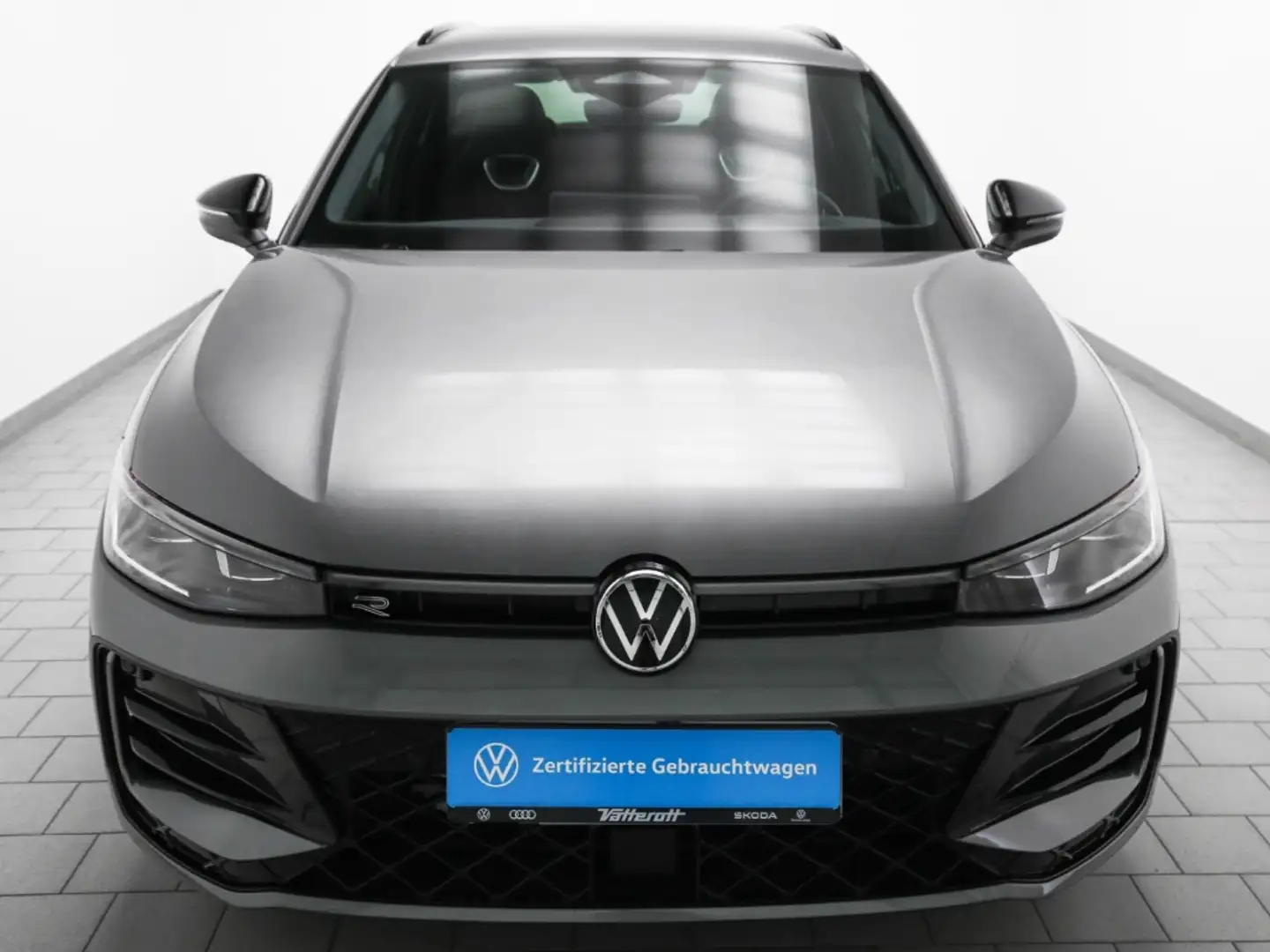 Volkswagen Passat 1.5 eHybrid DSG R-Line Black Style AHK Navi Grau - 2