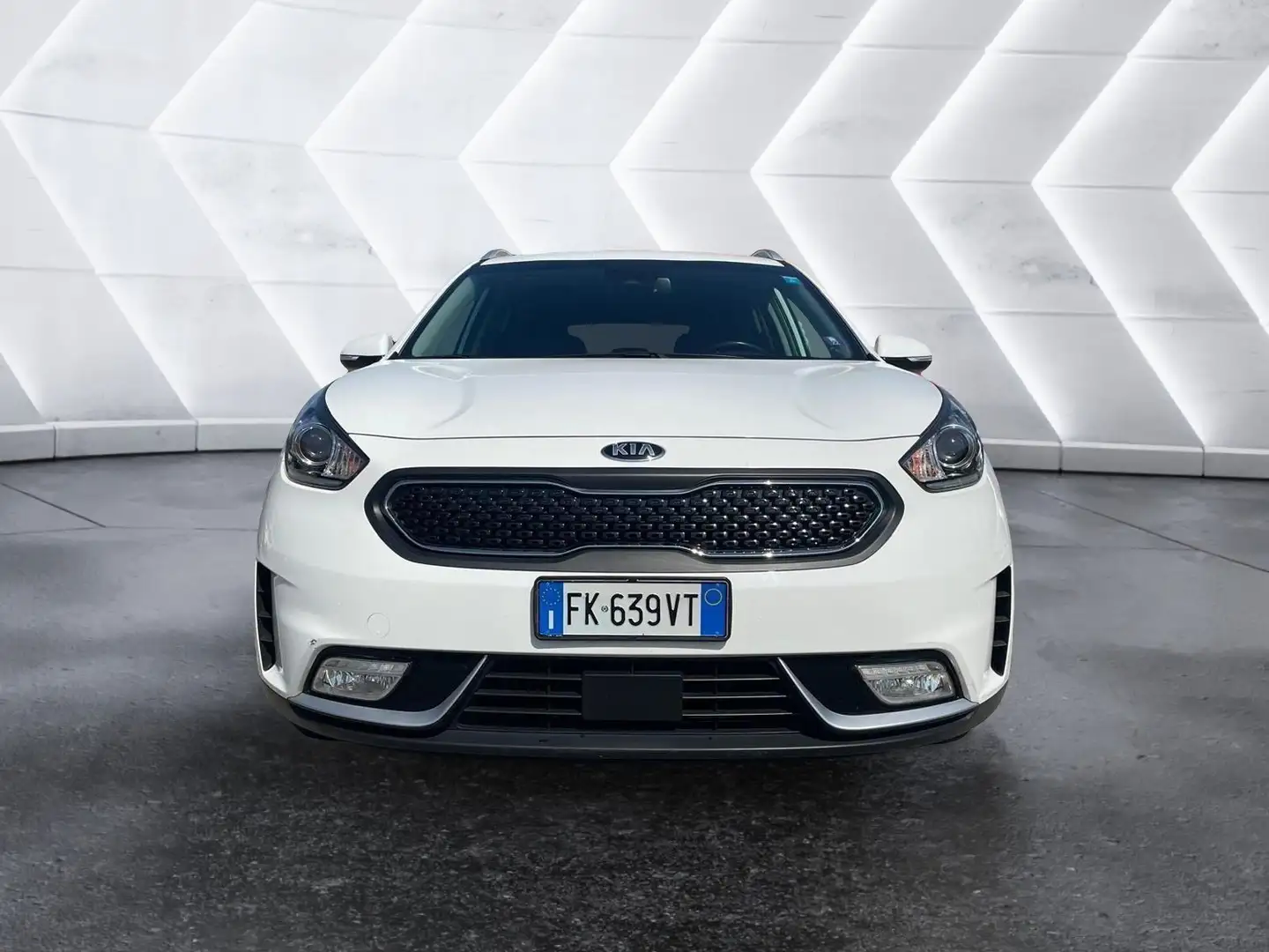 Kia Niro 1.6 GDi DCT HEV Style Bianco - 2