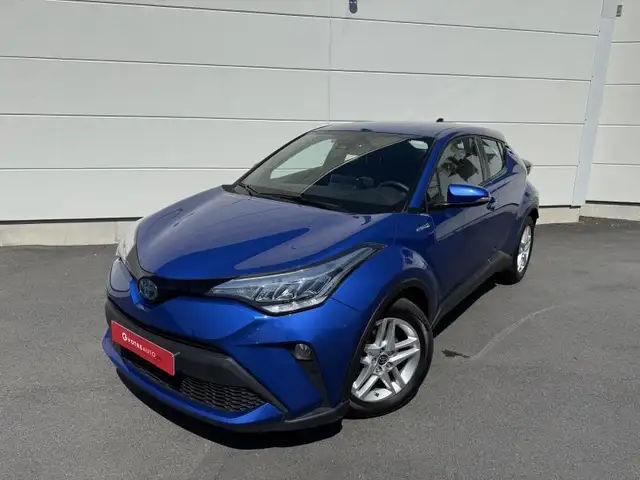 Toyota C-HR view 22