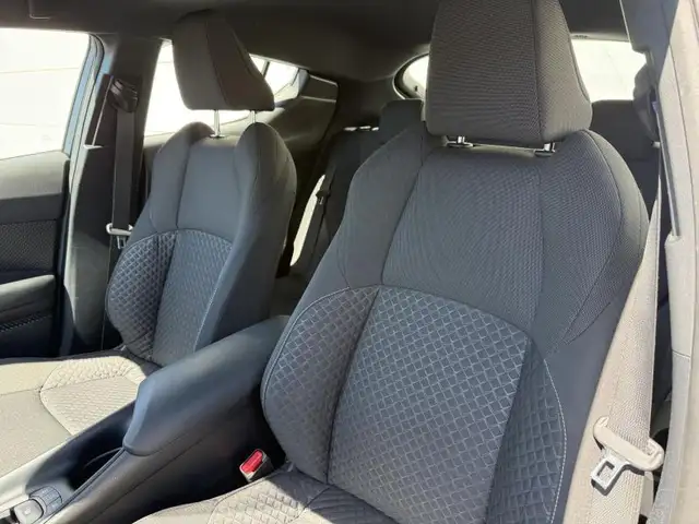 Toyota C-HR view 9
