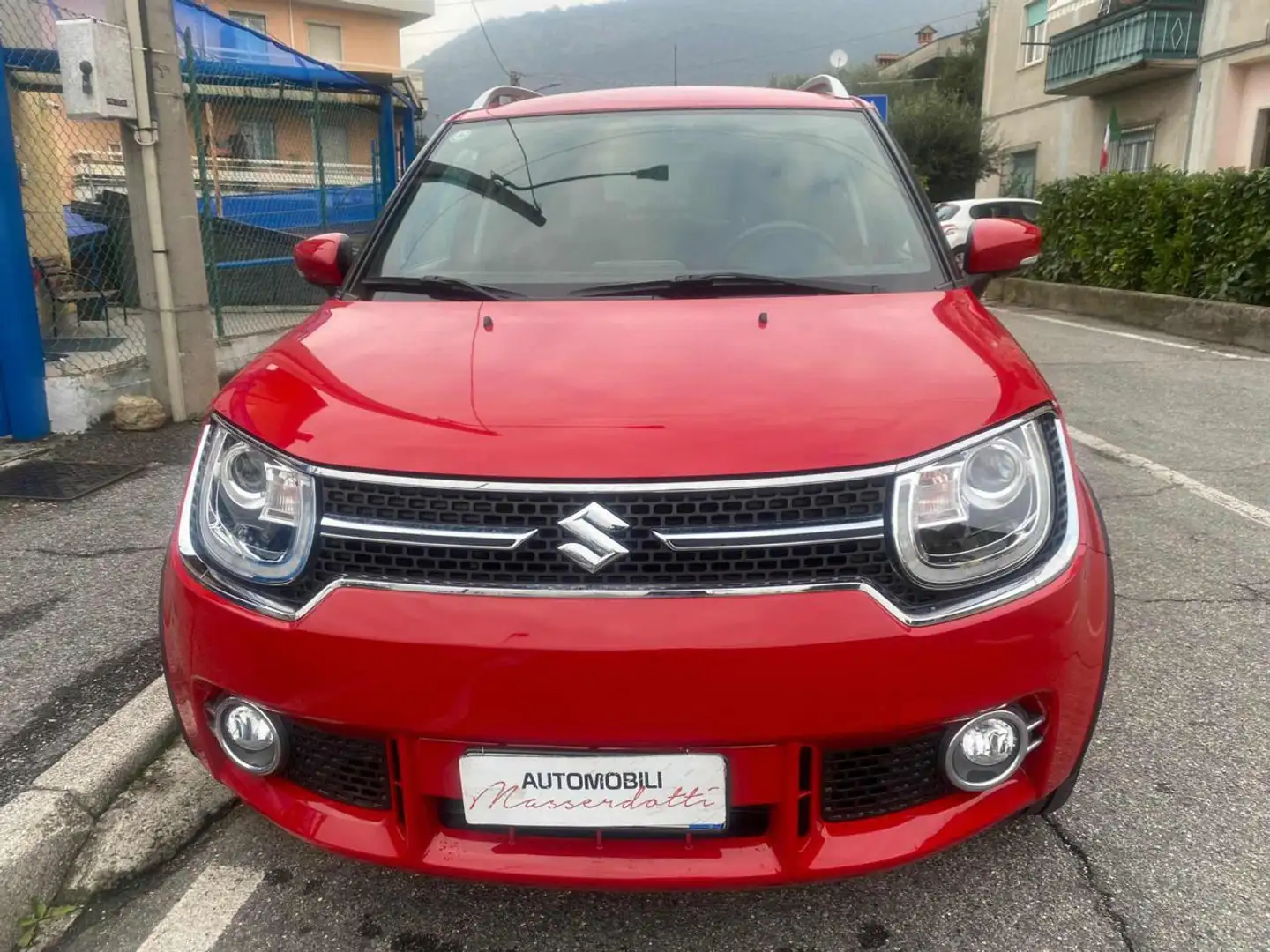Suzuki Ignis 1.2 Dualjet iTop AGS AUTOMATICA Rojo - 2