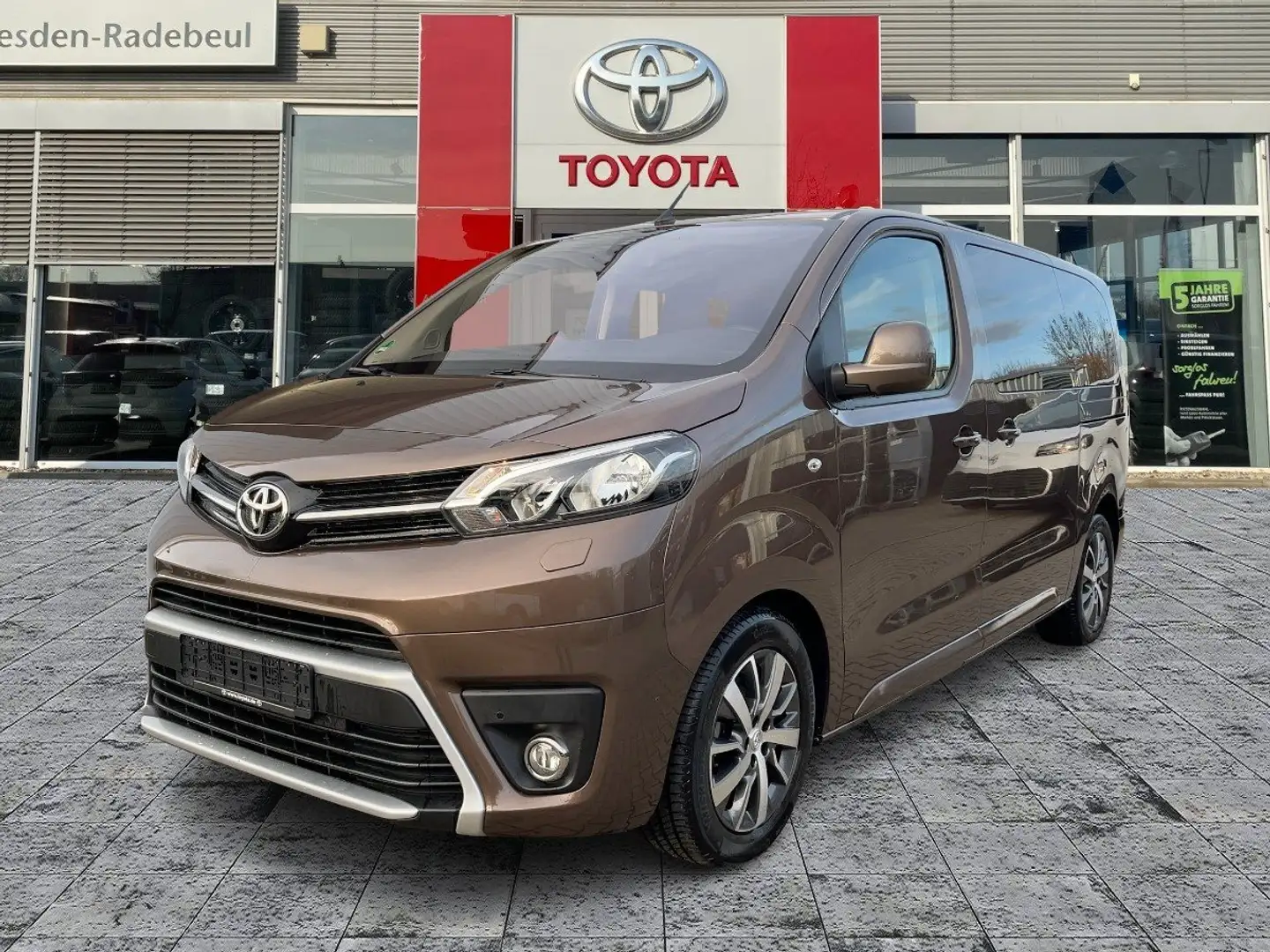 Toyota Proace Verso 2.0 D-4D L1 Shuttle 8Sitz*KAM*DAB Maro - 2