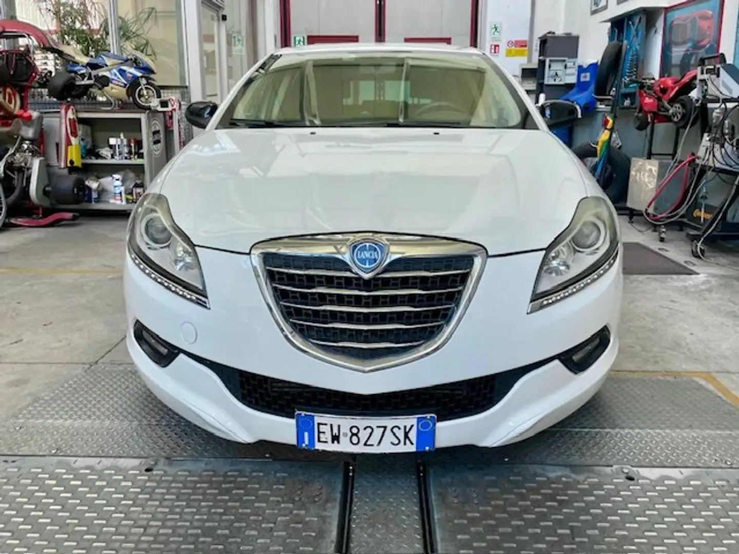 Lancia Delta Delta 1.6 mjt Gold 120cv KM 57.800 VERI !!!!! Wit - 2