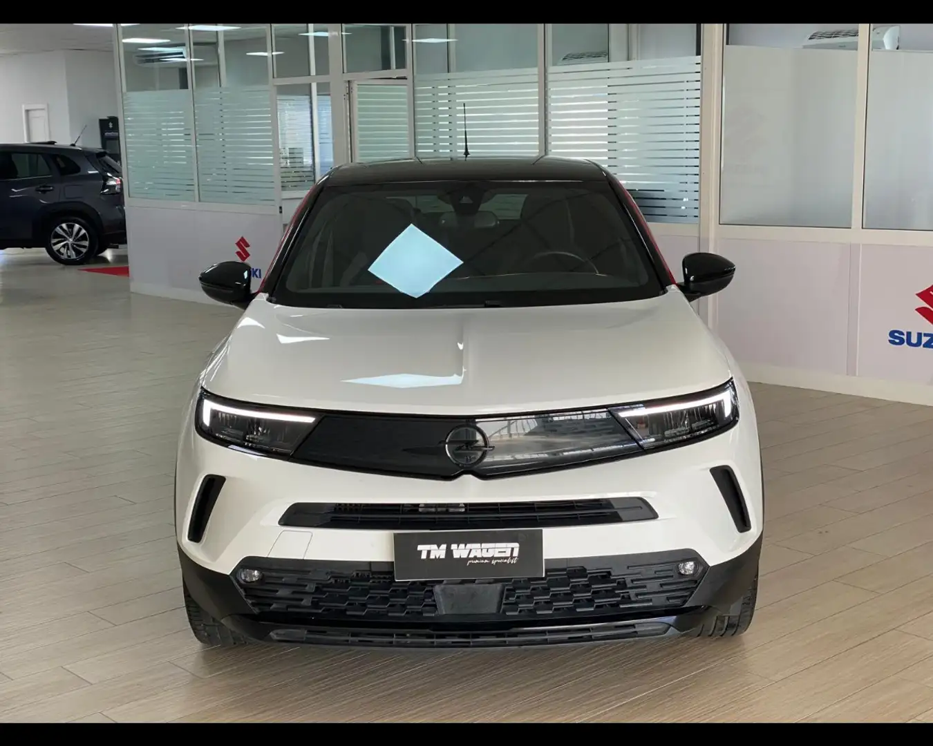 Opel Mokka 1.2 Turbo 130 CV GS Line + 2021 Белый - 2