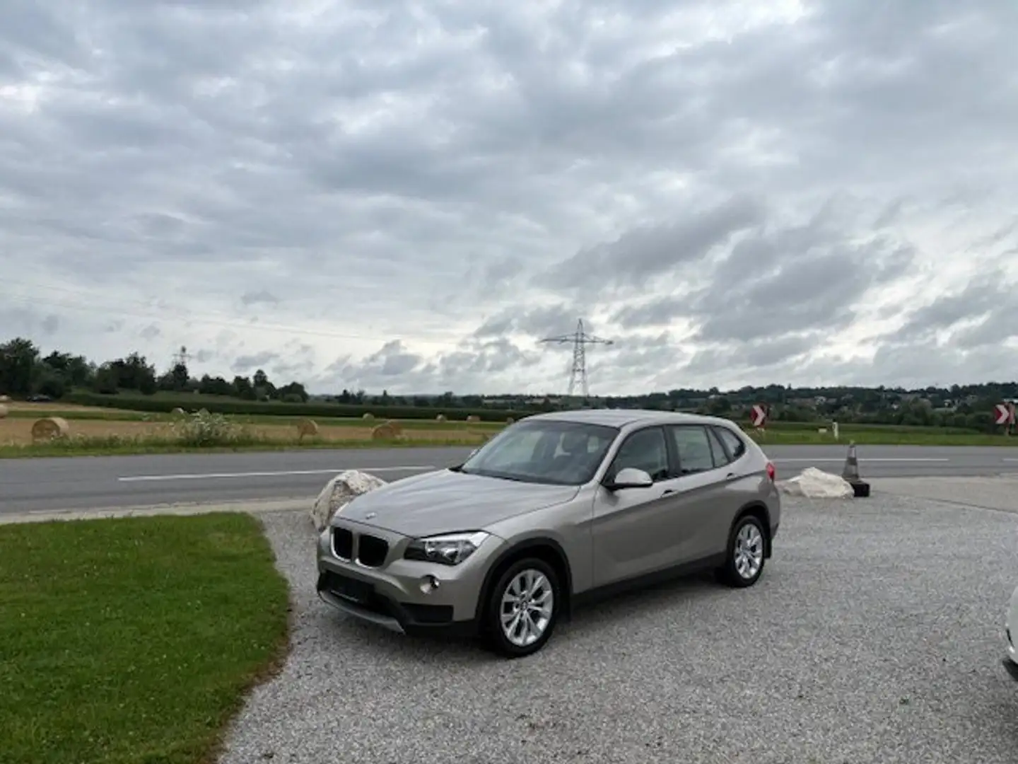 BMW X1 X1 xDrive18d Ö-Paket Grau - 1