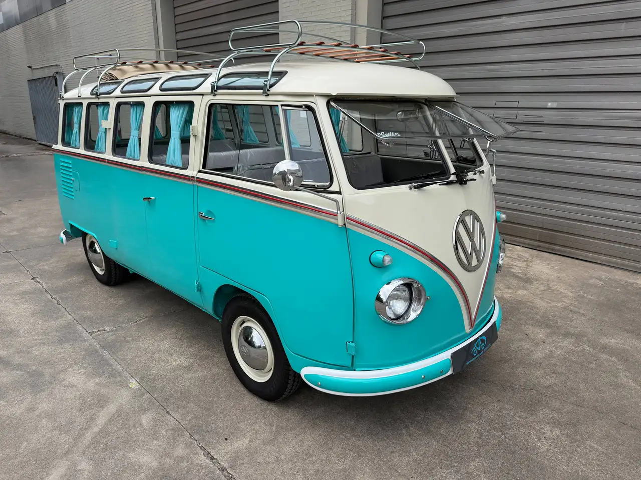 Volkswagen T1 Kombi Samba Style 23 Window Safari Windows, foto 4