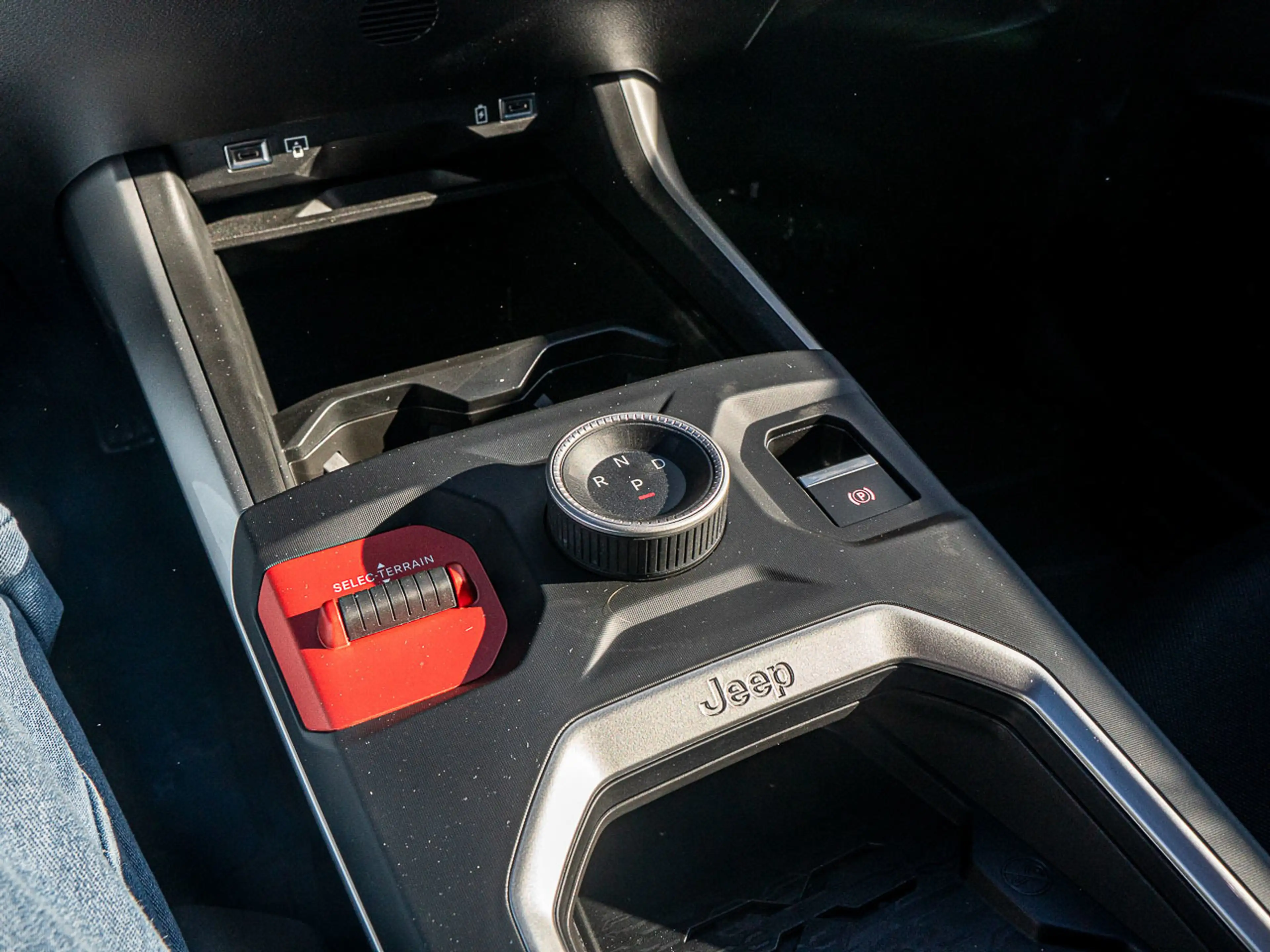 Jeep Compass PHEV MY26 — photo 15