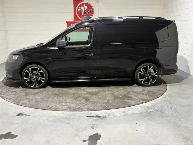 Volkswagen Caddy view 2