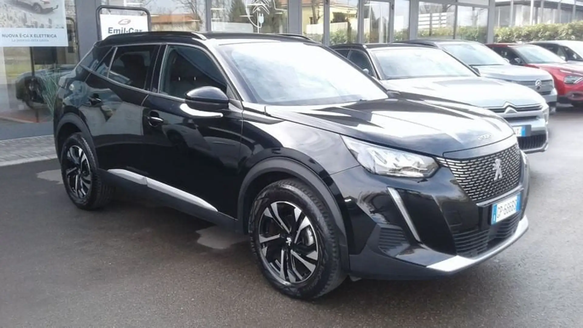 Peugeot 2008 PureTech 100 S&S Allure Nero - 1