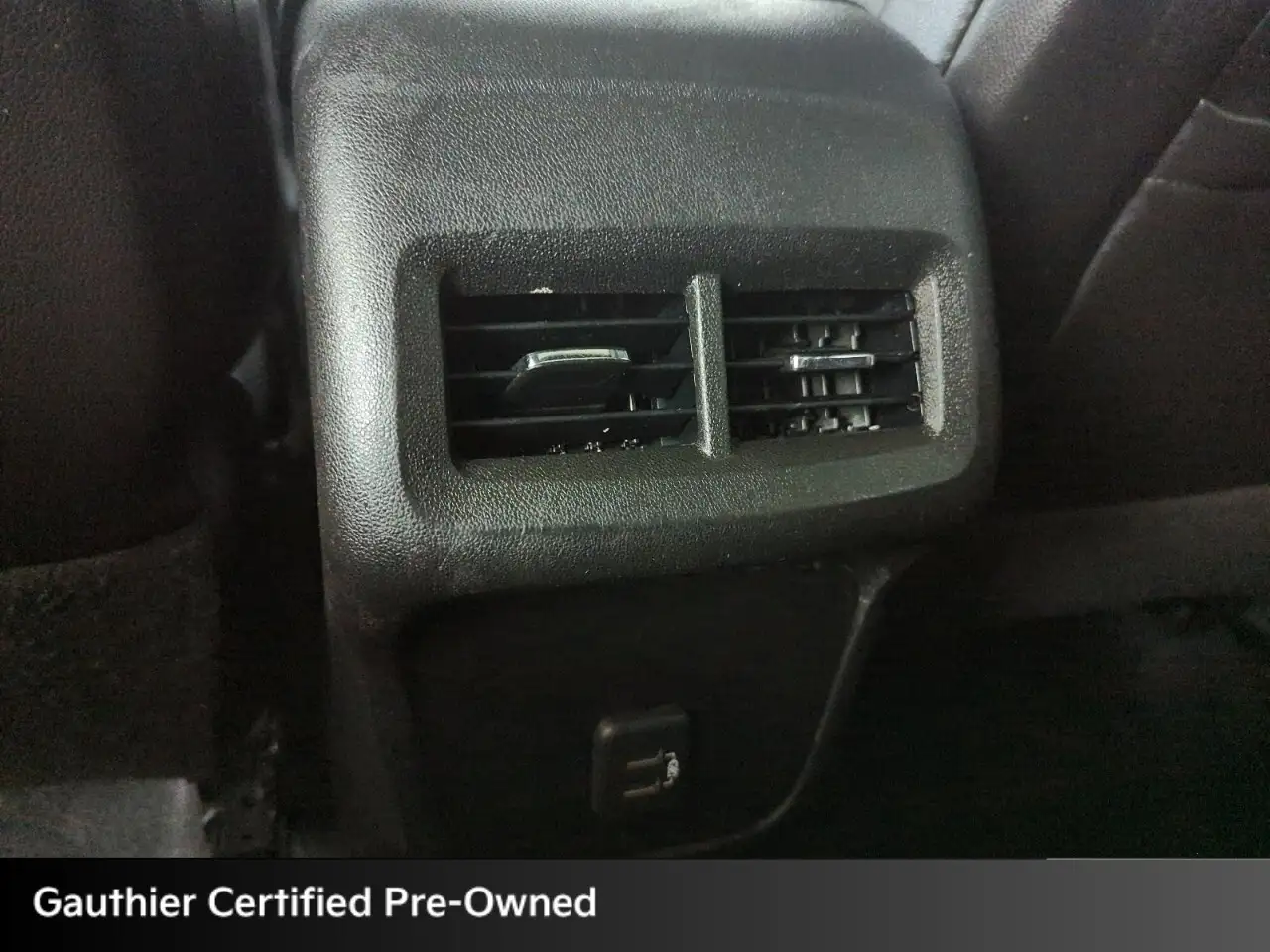 Chevrolet Equinox photo Chevrolet Equinox