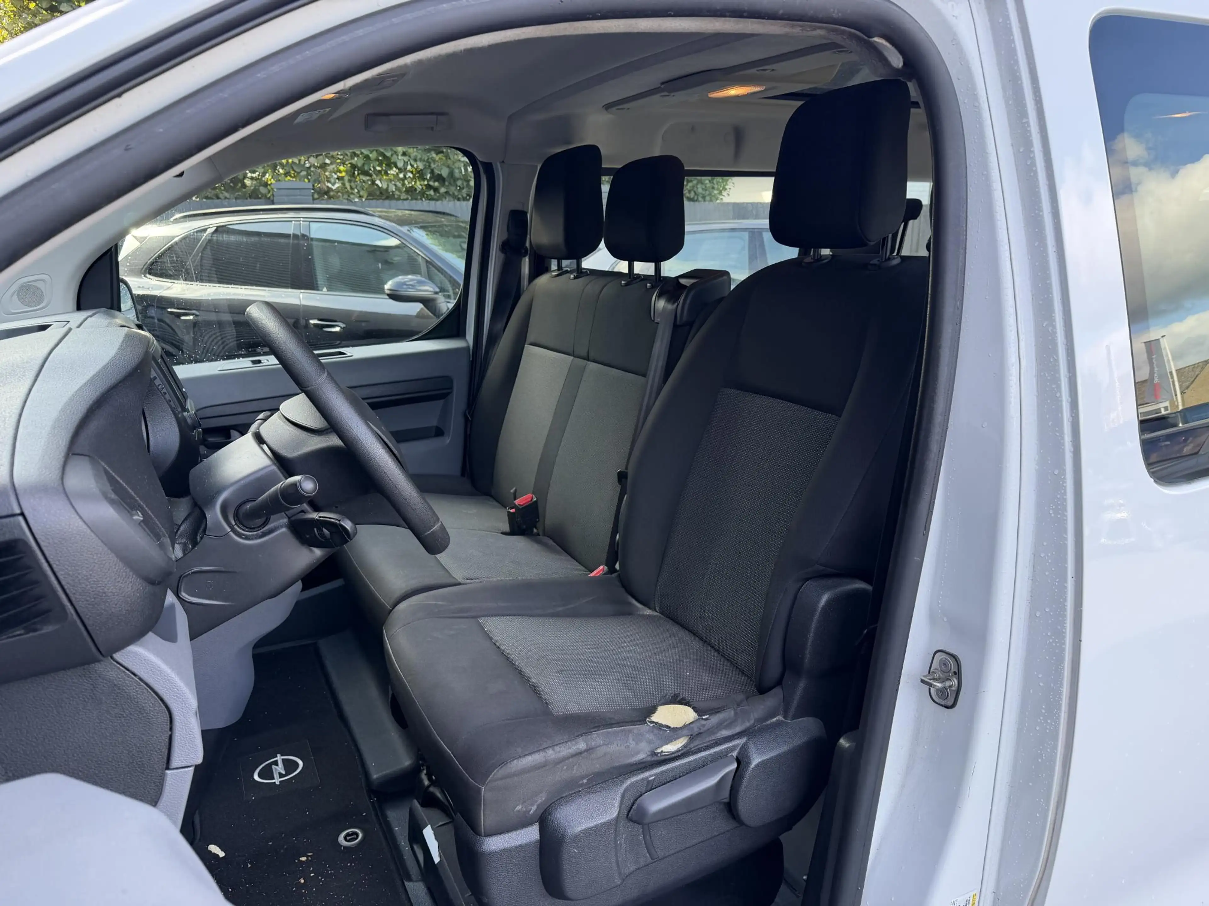 Citroen Spacetourer ë-SpaceTourer 75kWh Business XL 9 Persoons | Navig — photo 9