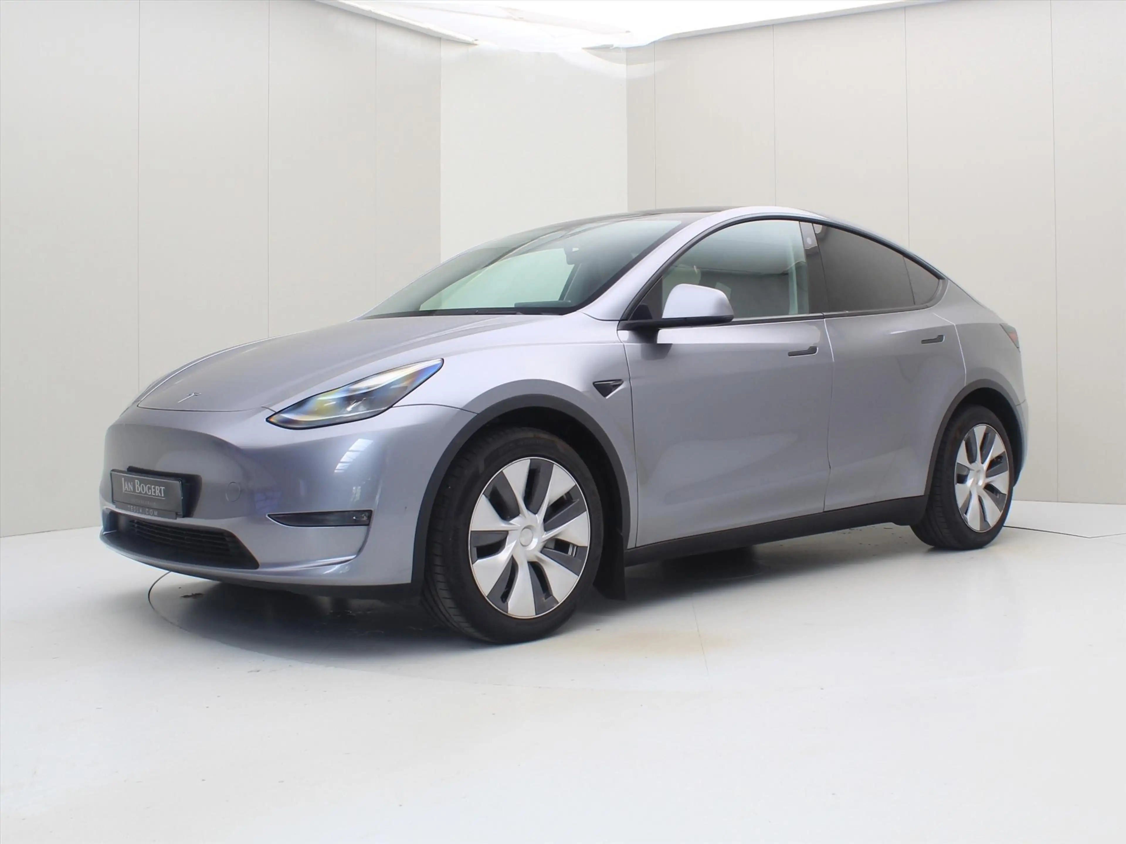 Tesla Model Y Long Range AWD 75kWh 351pk 93.7% SoH [ AMD RYZEN+A