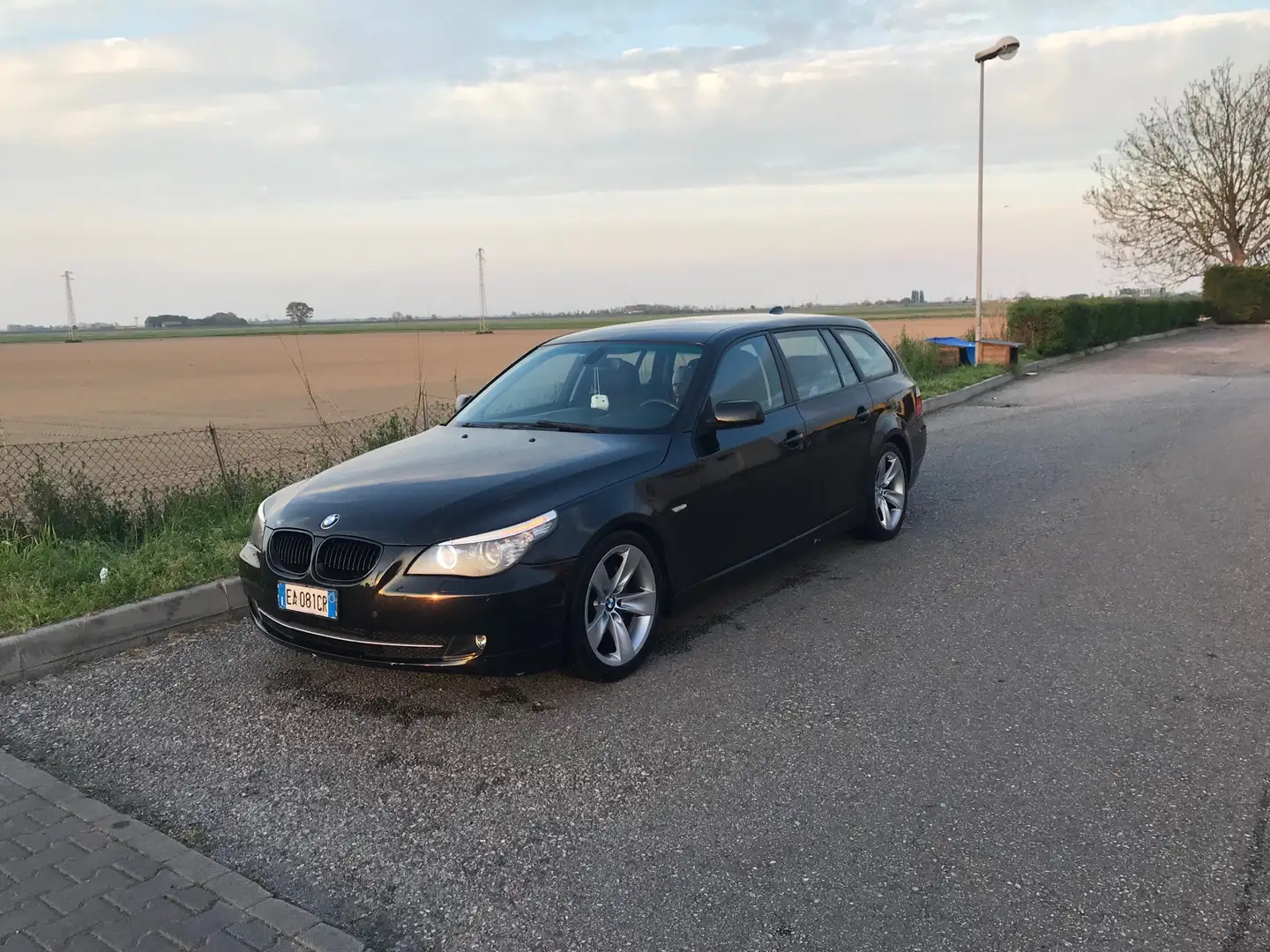 BMW 523 520 Touring Nero - 1