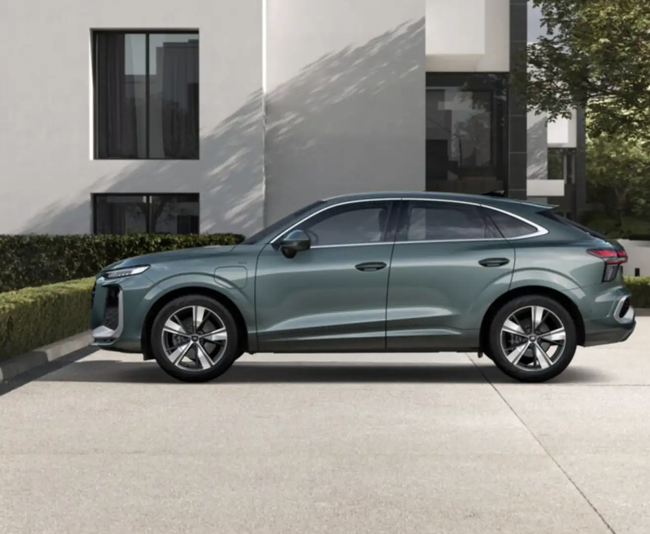 Audi Q3 Sportback e-hybrid S line S tronic 200kW Verde - 2
