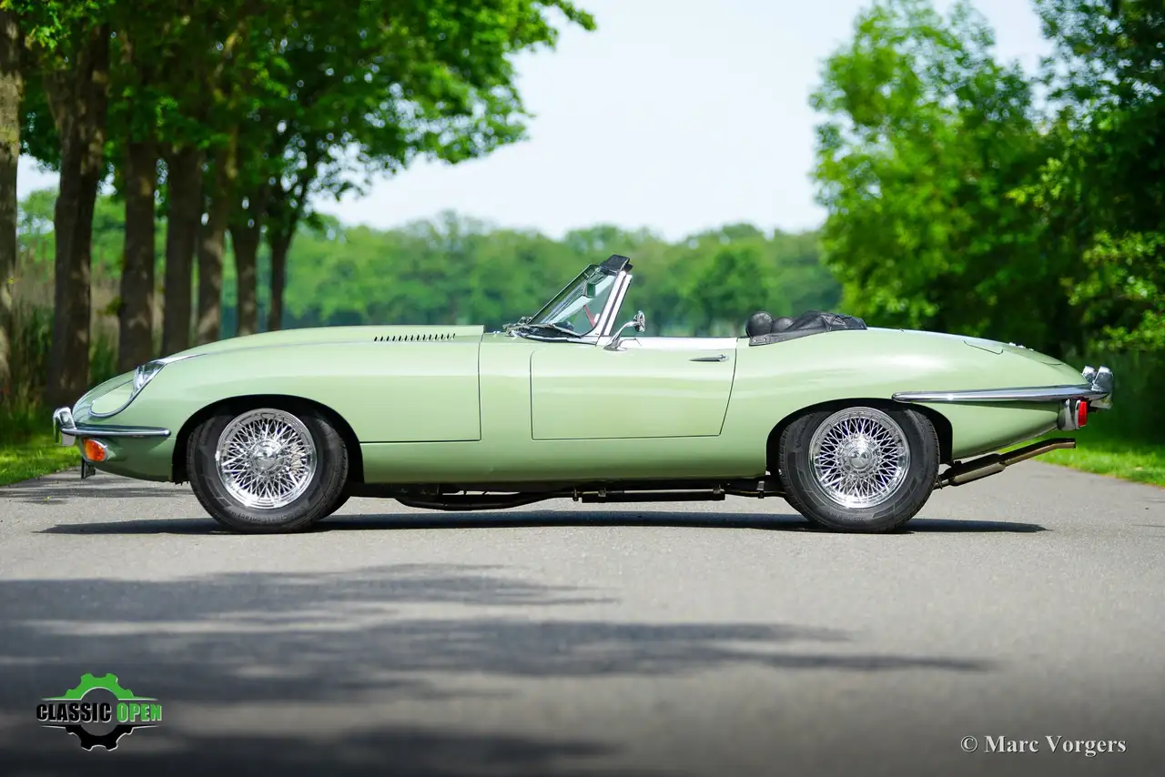 Jaguar E-Type 4.2 Roadster Series 2, foto 3