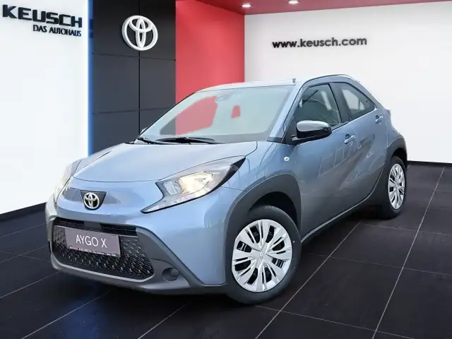 Toyota Aygo X AYGO X 1,0 l Play