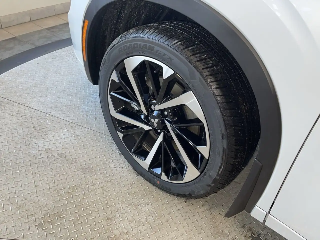 Mitsubishi Outlander снимка Mitsubishi Outlander