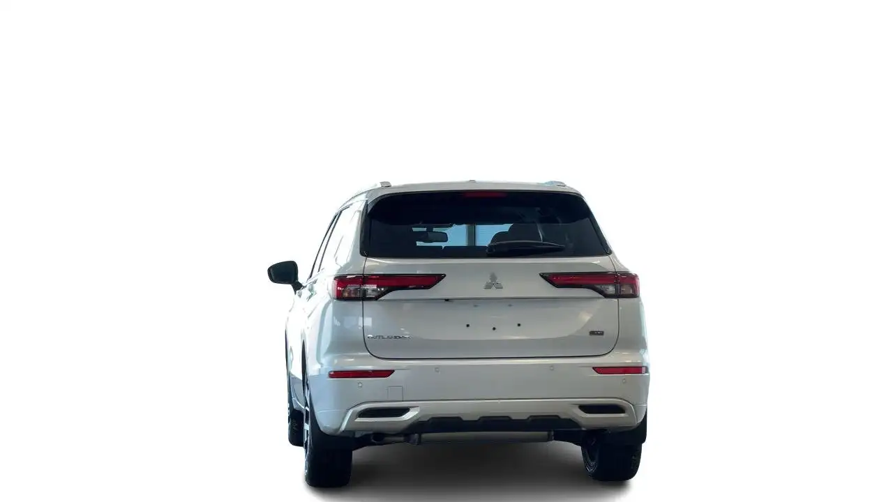 Mitsubishi Outlander снимка Mitsubishi Outlander