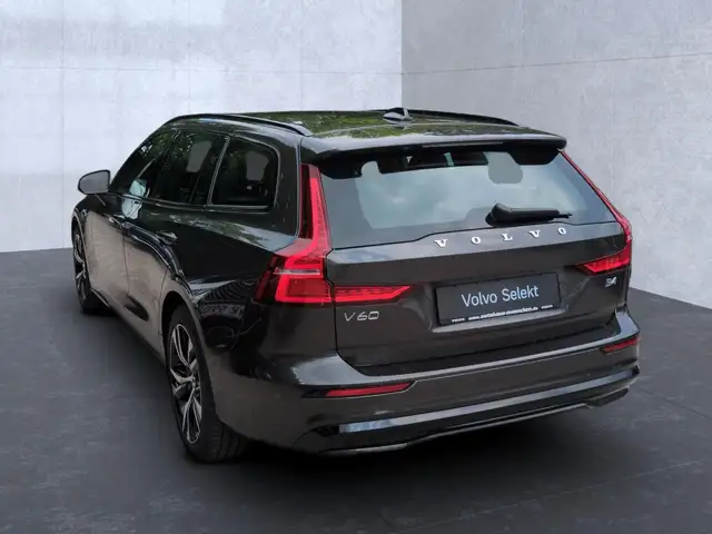 Volvo V60 view 5