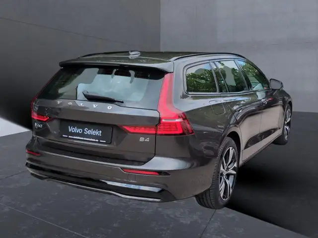Volvo V60 view 7