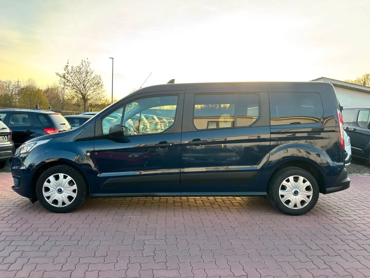 Ford Tourneo Connect Start/Stop*SHZ*CarPlay*PDC+Cam Синій - 2