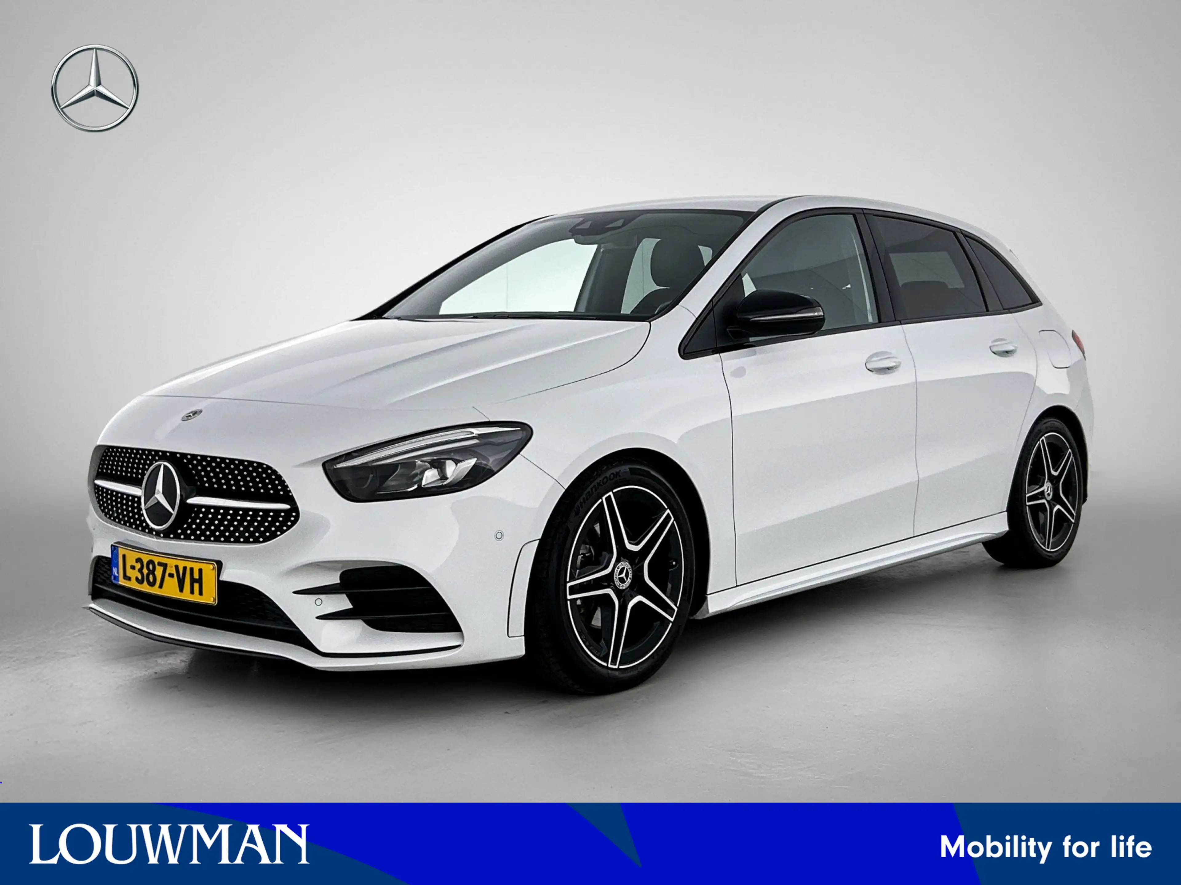 Mercedes-Benz B 180 Business Solution AMG | AMG-line interieur | AMG-